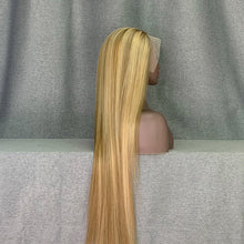 Load image into Gallery viewer, Blonde Highlight Wig 30/613 Color 13x4 Lace Front